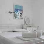Katerina Yalos Apartment *