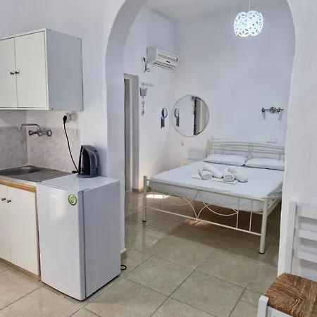 Apartment Katerina Yalos Chora