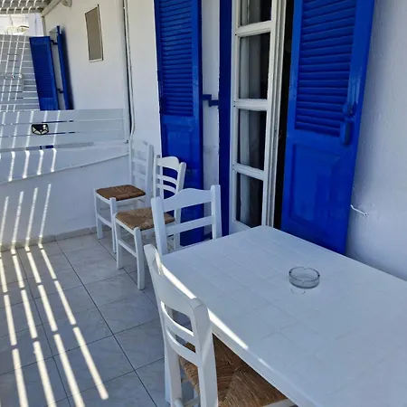 Katerina Yalos Apartment Chora