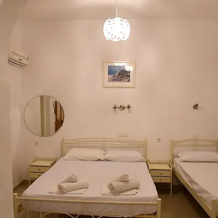 Katerina Yalos Apartment *